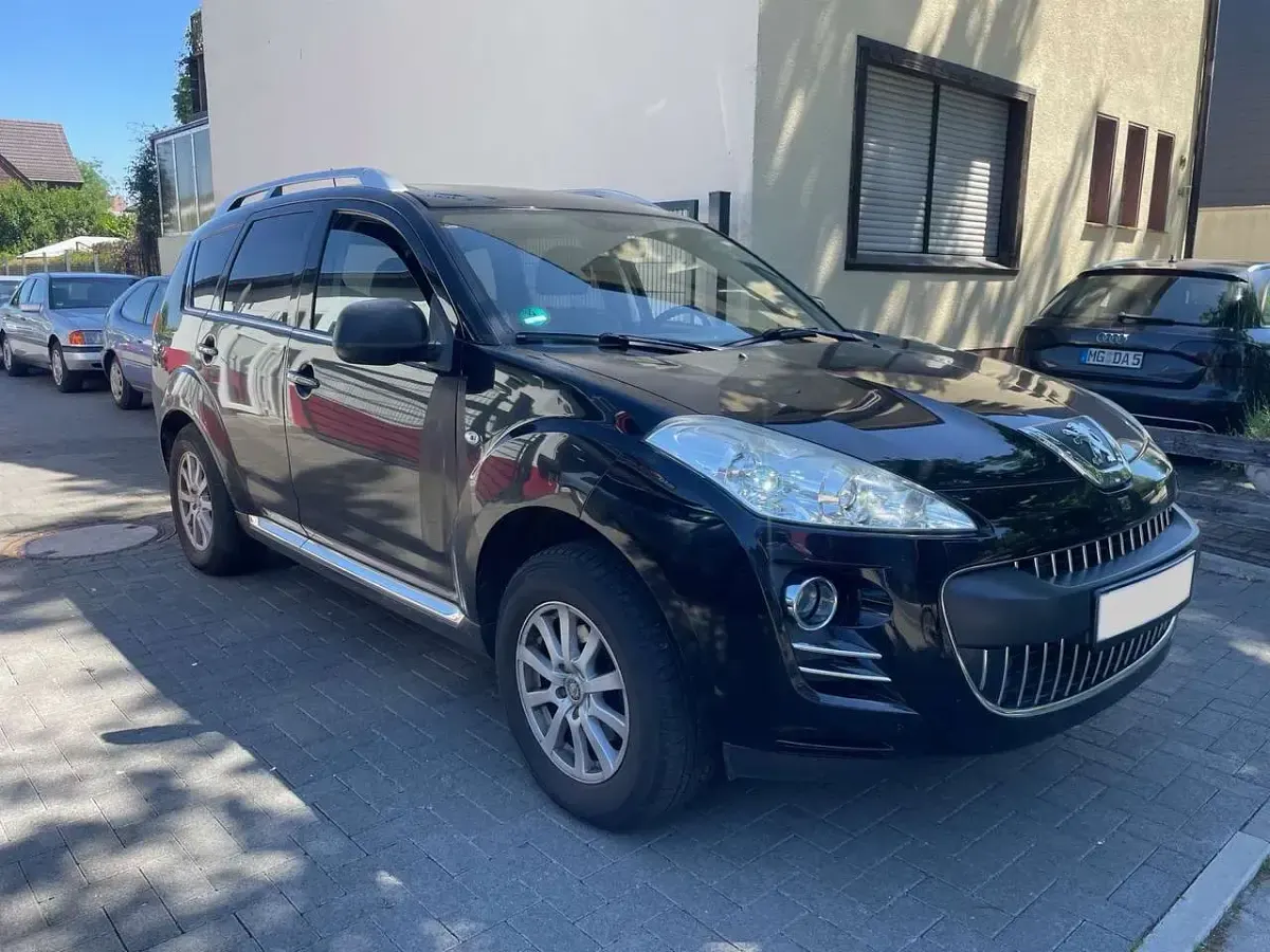 Gebraucht Peugeot 4007 Platinum 156 PS (114 kW) 2011 Lackierung schwarz perle SUV