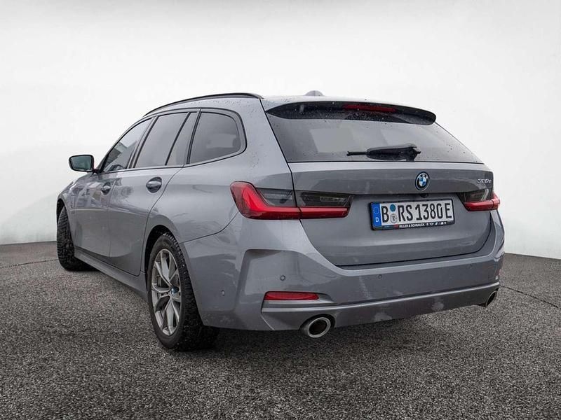 Gebraucht BMW 320e Sport Line 204 PS (150 kW) 2022 Grau Limousine