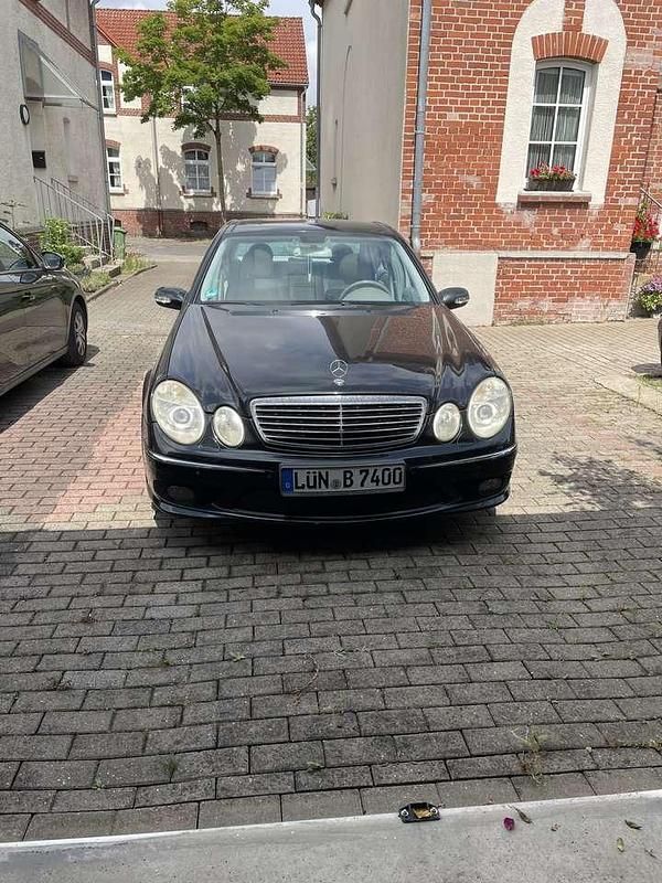 Gebraucht 2002 Mercedes E500 Avantgarde Limousine | 5.250 € - Bild 1/4