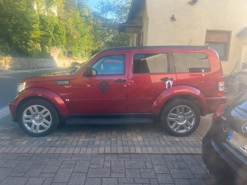 Gebraucht Dodge Nitro 170 PS (125 kW) 2007 Rot SUV