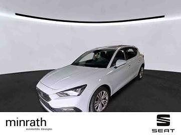Weiß Gebraucht 2024 Seat Leon Style Limousine | 20.970 € (Guter Preis) - Bild 1/4