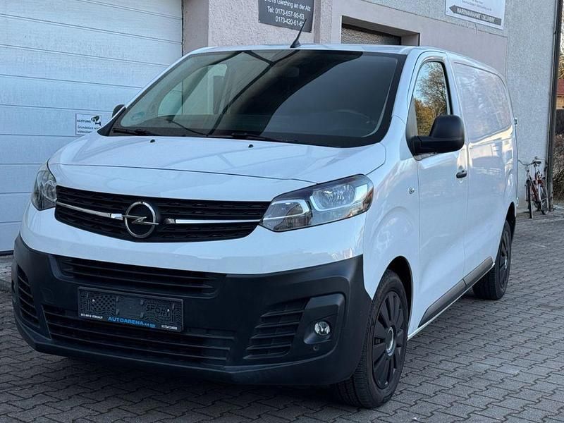 Używany Opel Vivaro 150 KM (110 kW) 2020 Biały Minivan