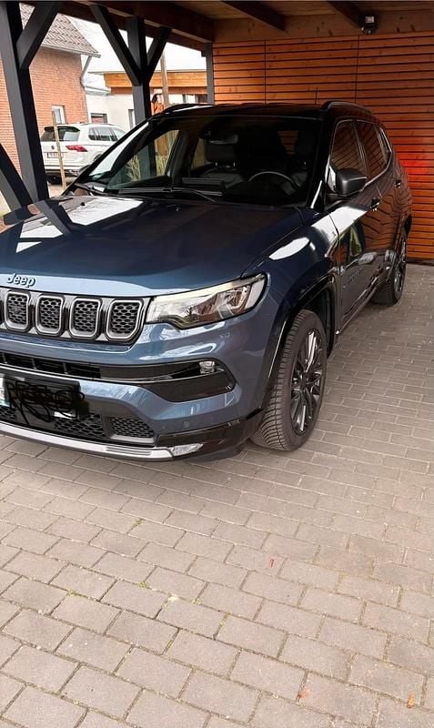 Gebraucht Jeep Compass 180 PS (132 kW) 2022 Blau SUV