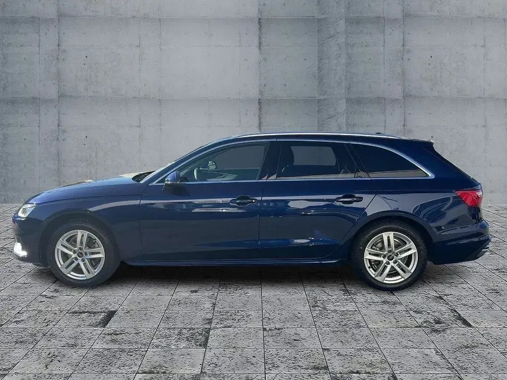 Gebraucht Audi A4 Advanced 150 PS (110 kW) 2025 Navarrablau metallic Kombi