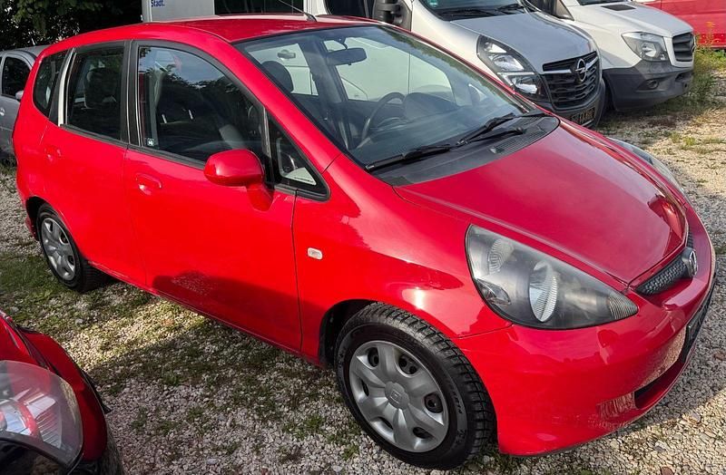 Gebraucht Honda Jazz 78 PS (57 kW) 2006 Rot Kleinwagen