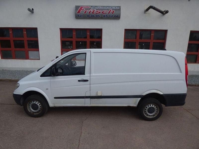 Weiß Gebraucht 2006 Mercedes Vito Van / Kleinbus | 4.290 € (Superpreis) - Bild 1/4
