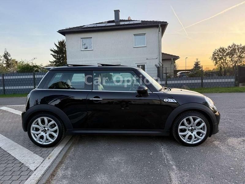 Second-hand Mini Cooper SD 143 CP (105 kW) 2012 Negru Hatchback