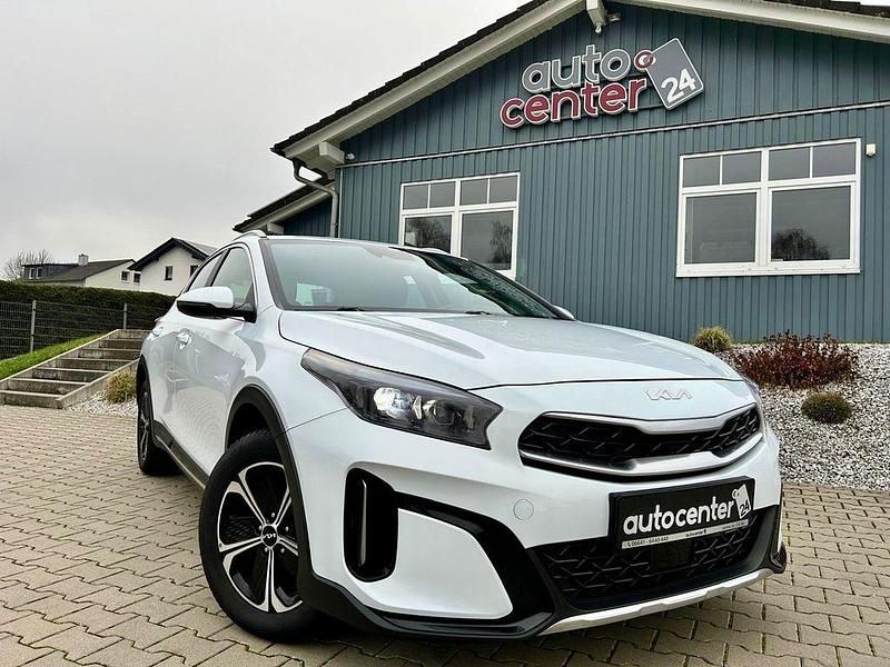Weiß Gebraucht 2022 Kia XCeed SUV | 18.980 € (Guter Preis) - Bild 1/4