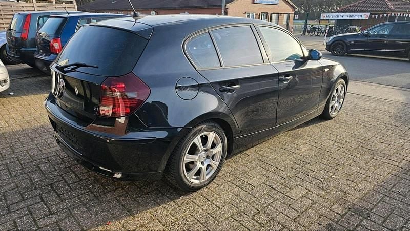 Gebraucht BMW 116 116 PS (85 kW) 2007 Schwarz Kleinwagen