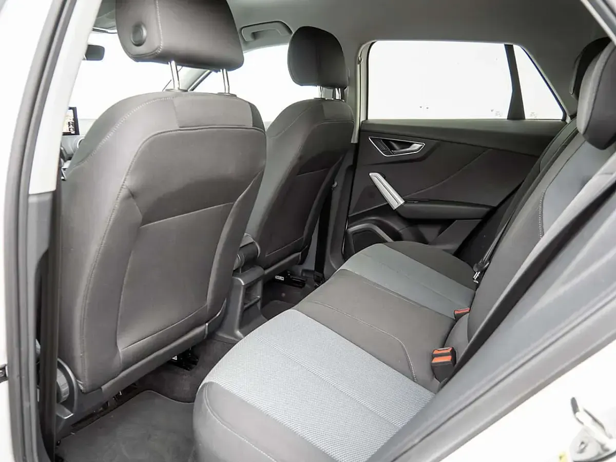 Gebraucht Audi Q2 Design 150 PS (110 kW) 2018 Ibisweiß SUV