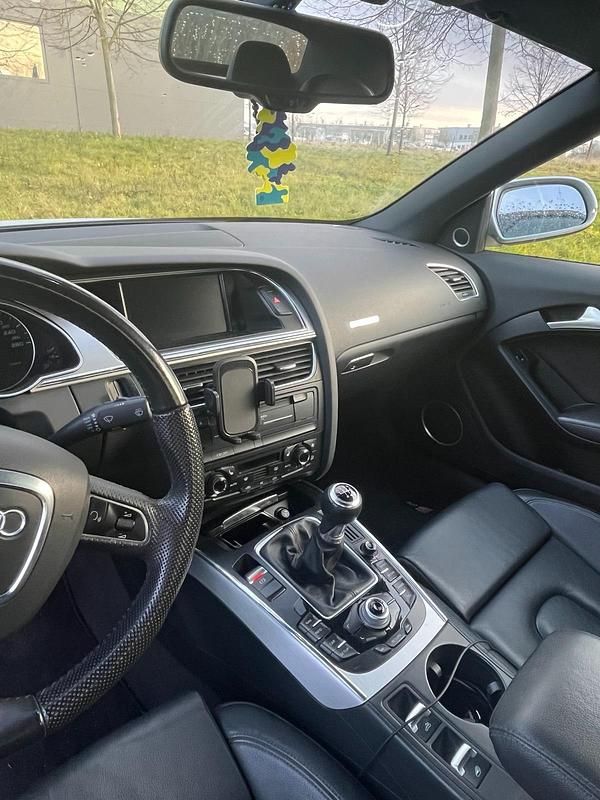 Gebraucht Audi A5 Cabriolet 211 PS (155 kW) 2010 Silber Cabrio