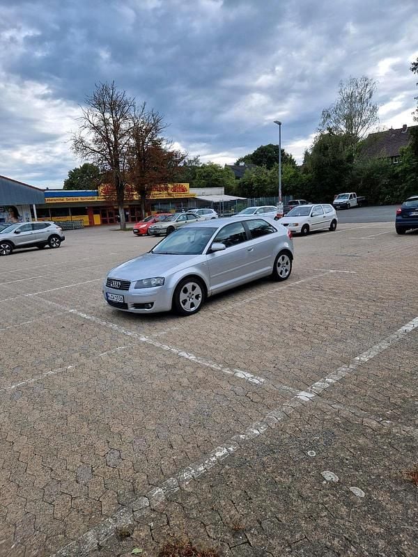Silber Gebraucht 2004 Audi A3 Coupé | 2.790 € (Fairer Preis) - Bild 1/4
