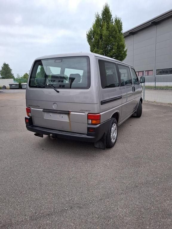 Gebraucht VW T4 116 PS (85 kW) 1999 Silber Van