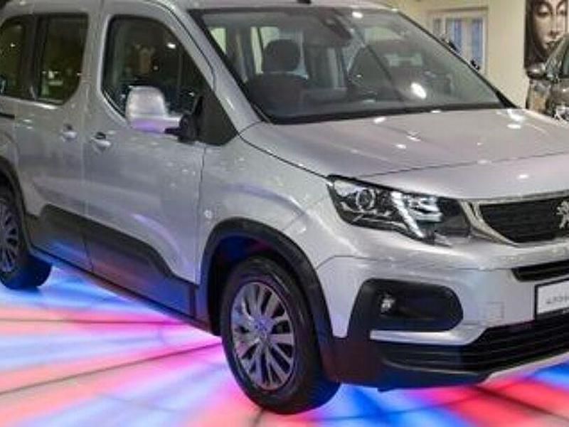 Gebraucht Peugeot Rifter Allure 110 PS (80 kW) 2021 Gris artense Van / Kleinbus