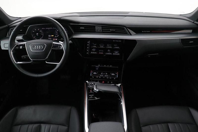 Gebraucht Audi e-tron Advanced 300 kW (408 PS) 2022 Schwarz SUV