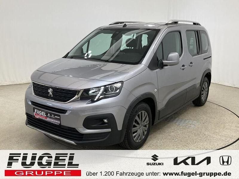 Grau Gebraucht 2021 Peugeot Rifter Allure Van / Kleinbus | 17.969 € (Guter Preis) - Bild 1/4
