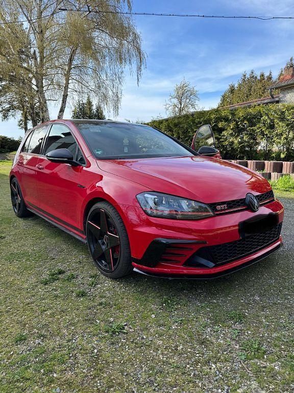 Rot Gebraucht 2016 VW Golf VII GTI Clubsport Limousine | 22.499 € (Fairer Preis) - Bild 1/4
