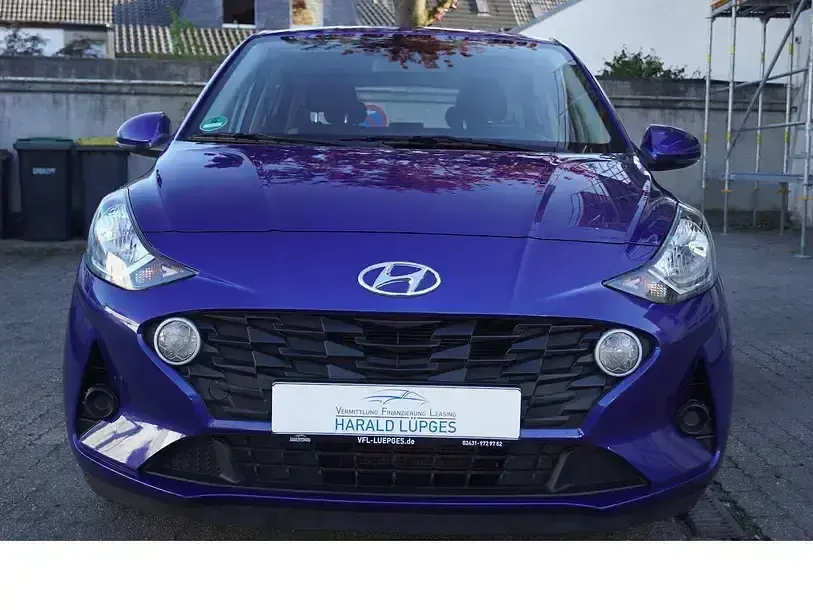 Gebraucht Hyundai i10 Trend 67 PS (49 kW) 2022 Blau Kleinwagen
