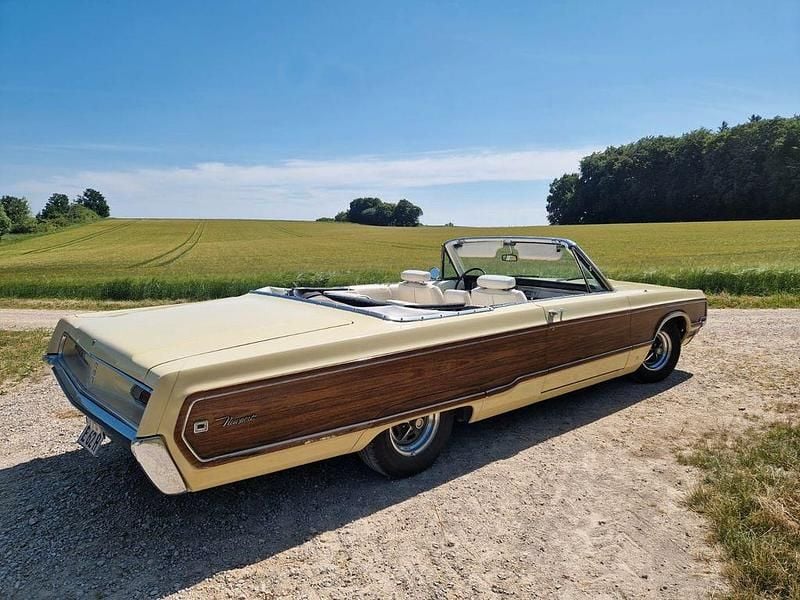 Używany Chrysler Newport 286 KM (210 kW) 1968 Kabriolet