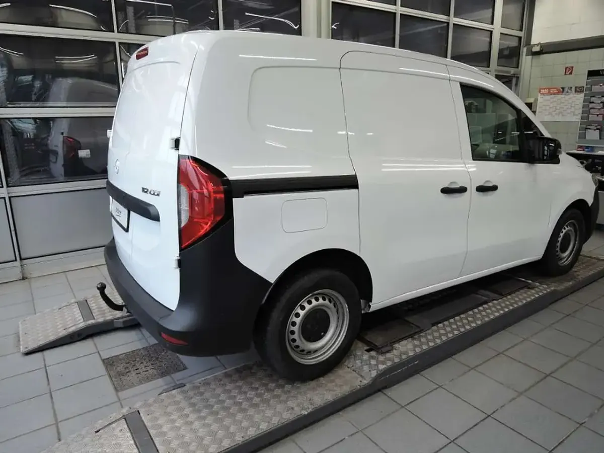 Gebraucht Mercedes Citan 112 116 PS (85 kW) 2023 Weiß arktikweiß Van / Kleinbus