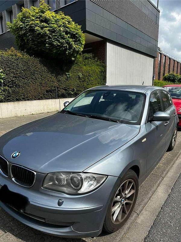 Gebraucht BMW 116 122 PS (89 kW) 2008 Blau Kleinwagen