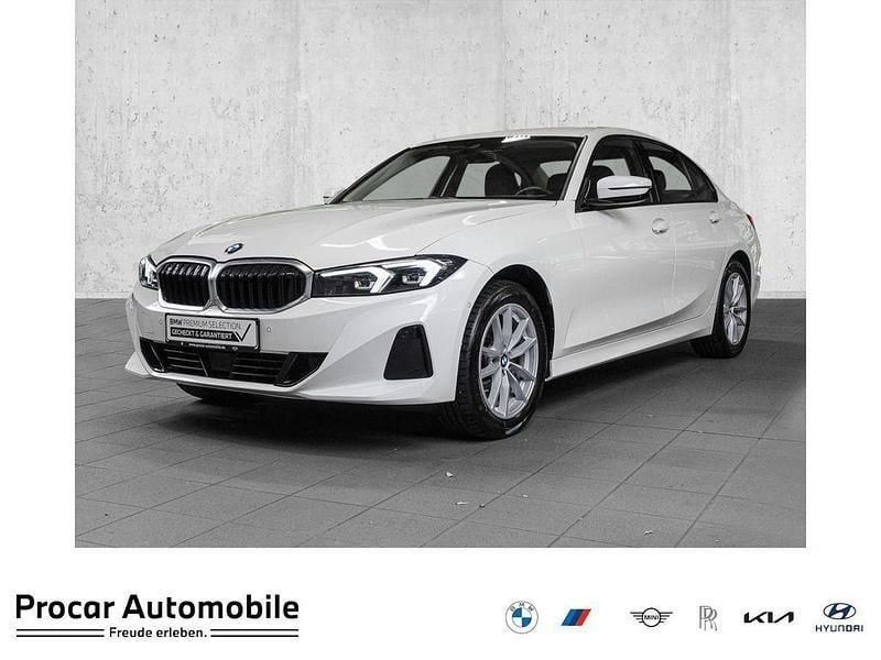 Weiß Gebraucht 2024 BMW 318 Limousine | 34.930 € (Fairer Preis) - Bild 1/4