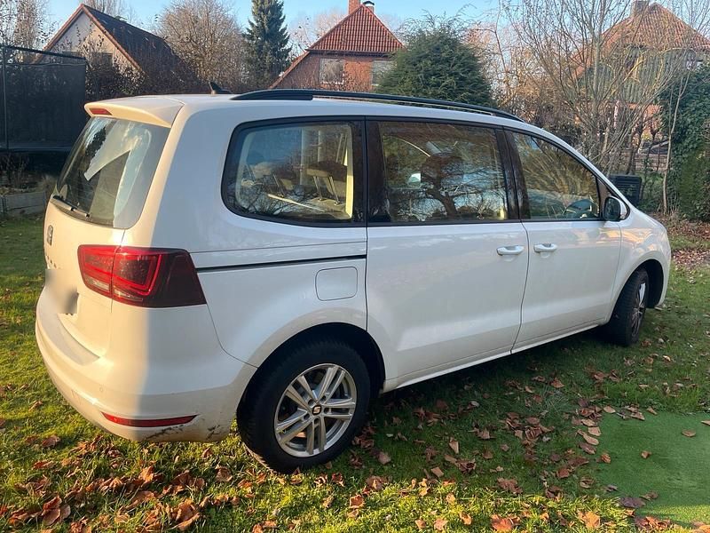 Gebraucht Seat Alhambra 150 PS (110 kW) 2018 Weiß Van / Kleinbus