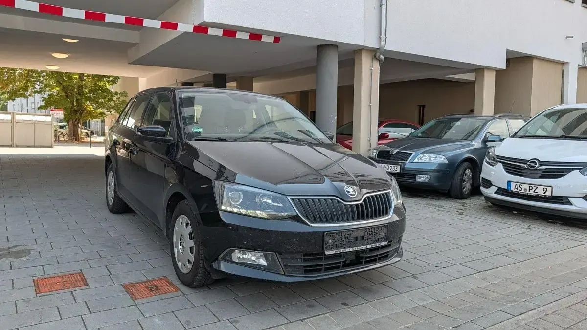 Gebraucht Skoda Fabia Ambition 75 PS (55 kW) 2015 Schwarz Kombi