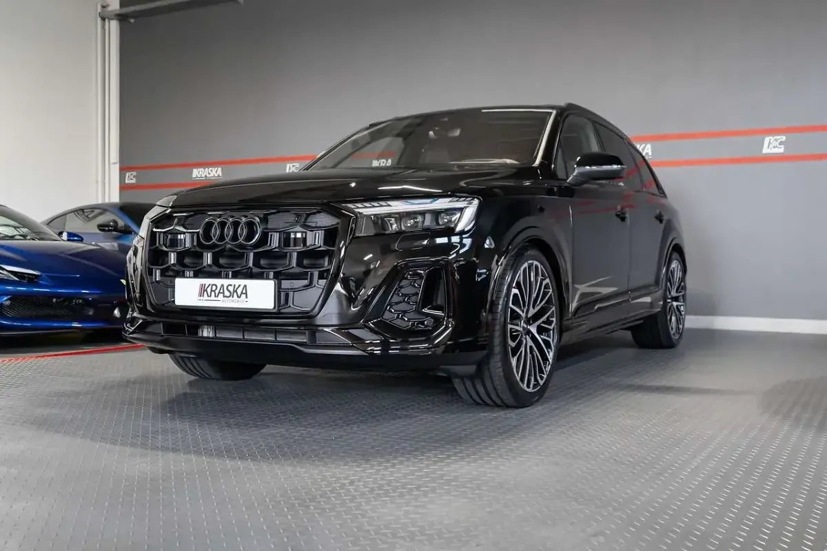 Gebraucht Audi Q7 S-Line 286 PS (210 kW) 2025 Mythosschwarz metallic SUV