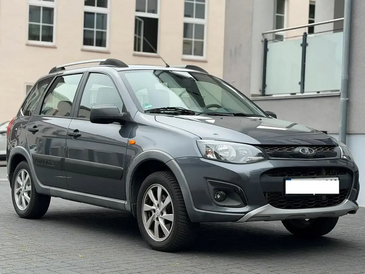 Gebraucht Lada Kalina 98 PS (72 kW) 2017 Grau Kombi