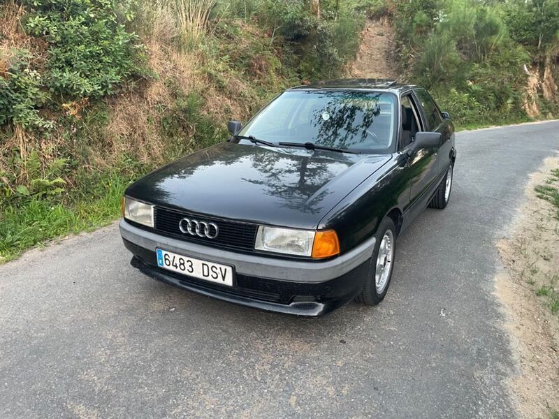 Schwarz Gebraucht 1990 Audi 80 Limousine | 12.990 € - Bild 1/4