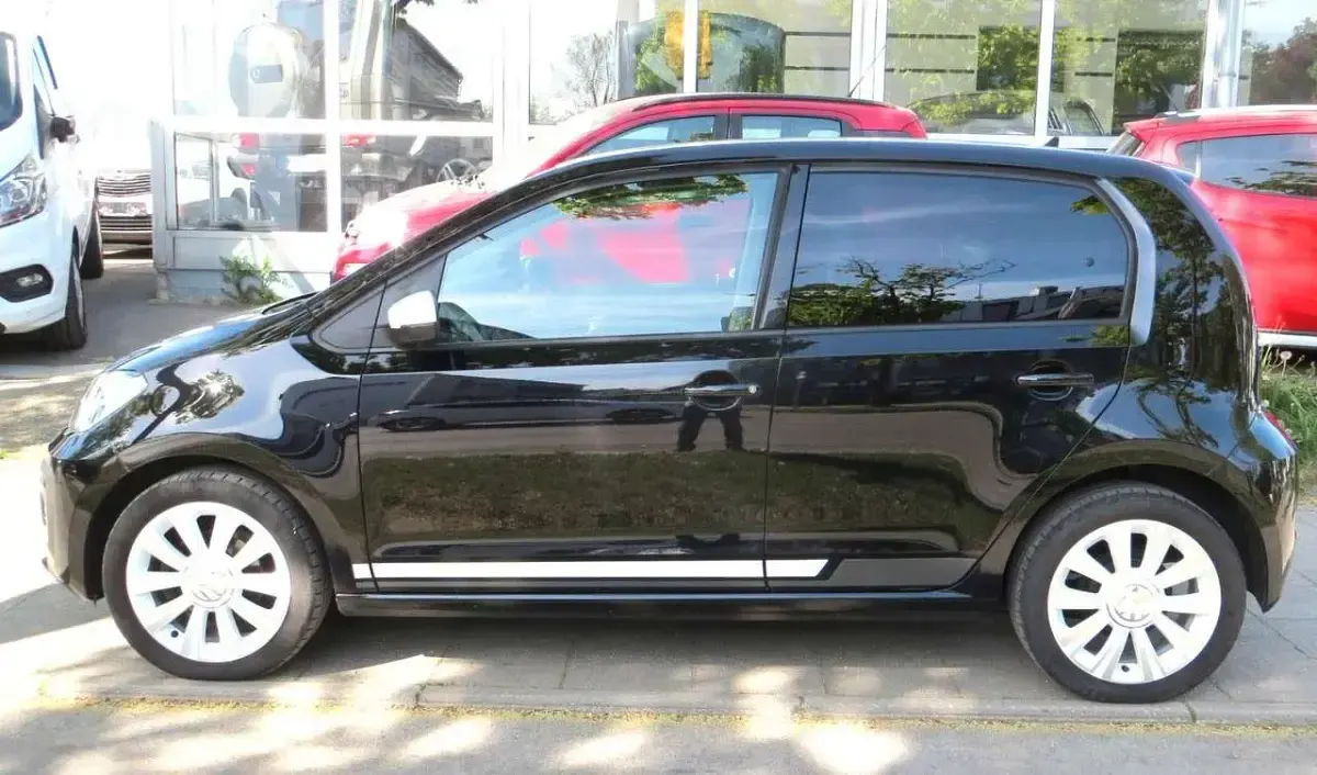 Gebraucht VW up! high up! 75 PS (55 kW) 2018 Schwarz Kleinwagen