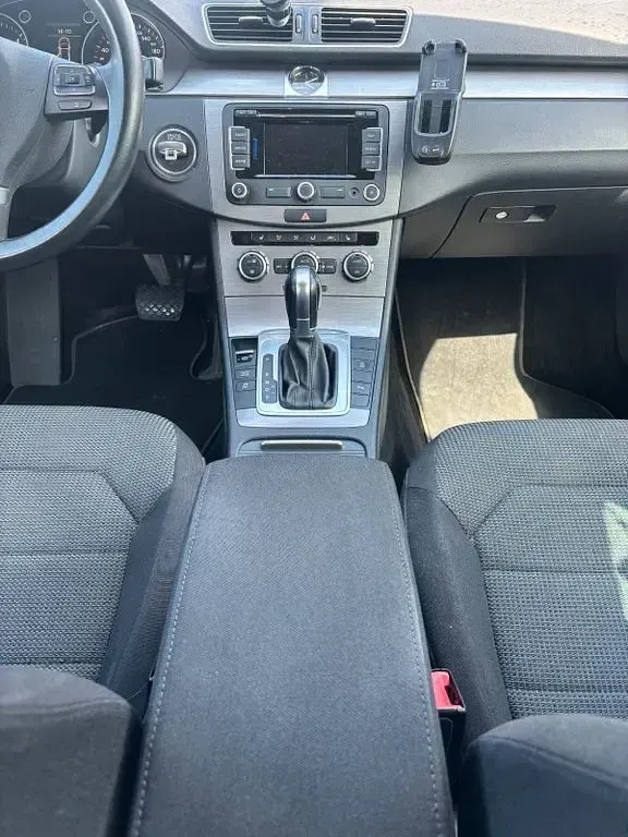 Gebraucht VW Passat Comfortline 140 PS (102 kW) 2014 Braun Kombi