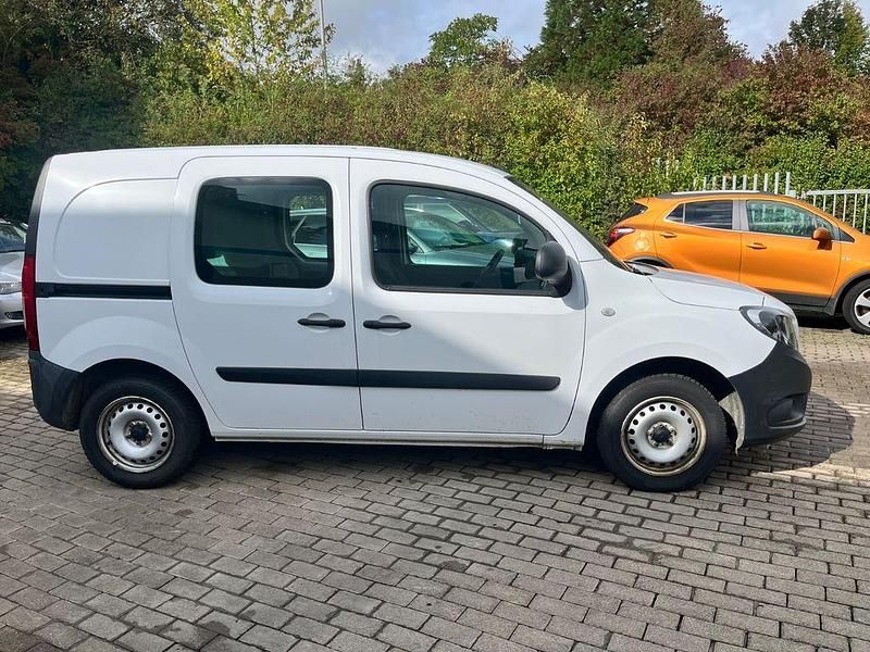 Gebraucht Mercedes Citan 109 90 PS (66 kW) 2019 Weiß Van / Kleinbus