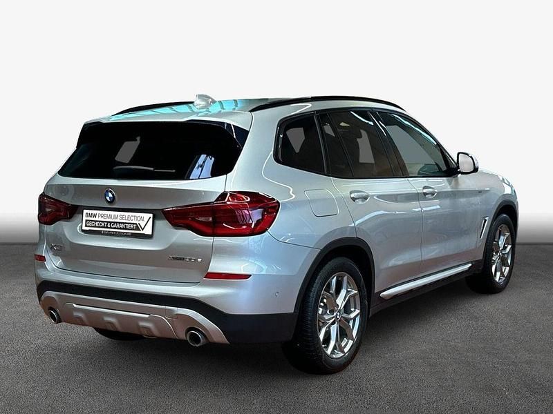 Gebraucht BMW X3 xLine 184 PS (135 kW) 2021 Glaciersilber metallic SUV