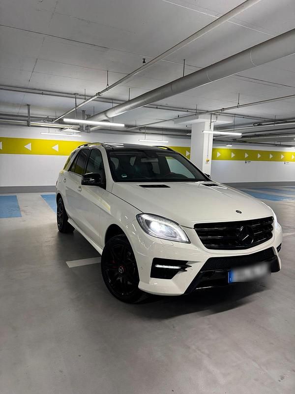 Gebraucht Mercedes ML350 258 PS (189 kW) 2013 Weiß SUV