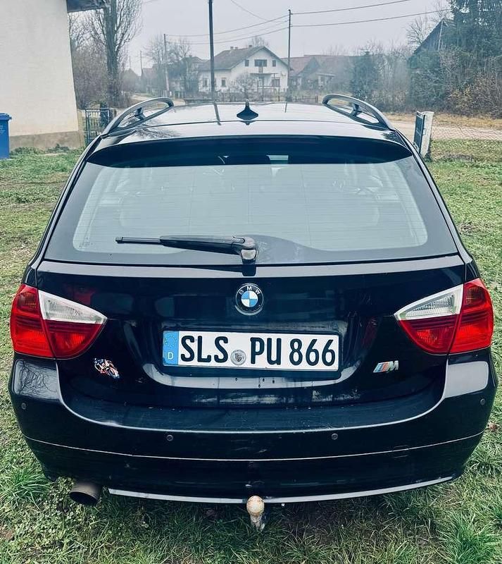 Gebraucht BMW 320 150 PS (110 kW) 2007 Schwarz Limousine