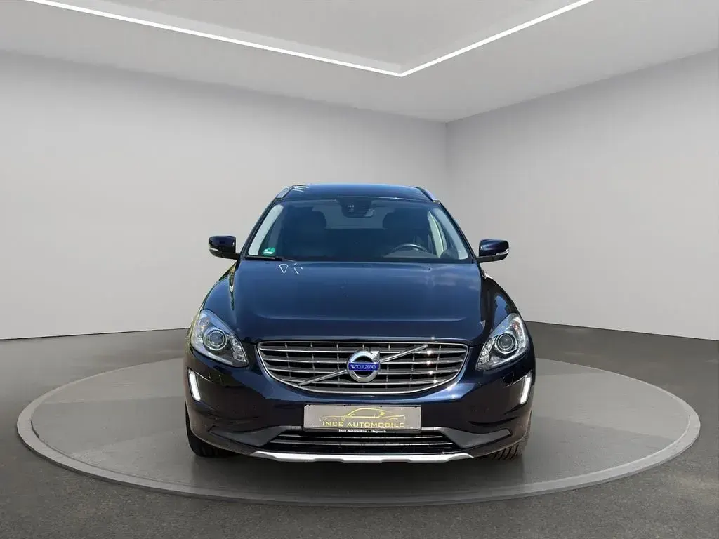 Brugt Volvo XC60 Summum 150 HK (110 kW) 2017 Blå SUV