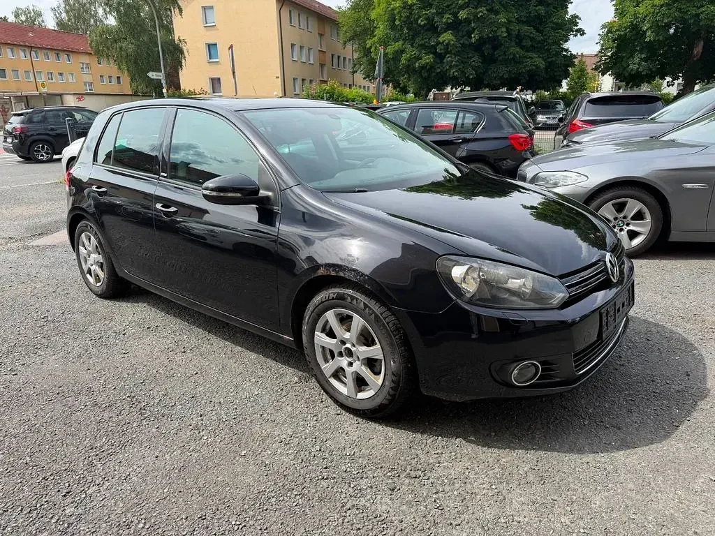 Gebraucht VW Golf VI Style 122 PS (89 kW) 2011 Schwarz Kleinwagen