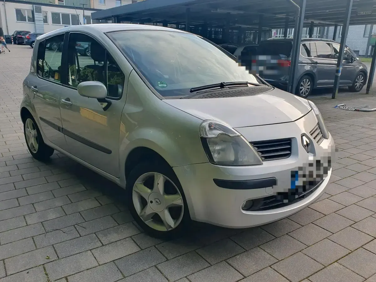 Gebraucht Renault Modus 88 PS (64 kW) 2007 Silber Van / Kleinbus