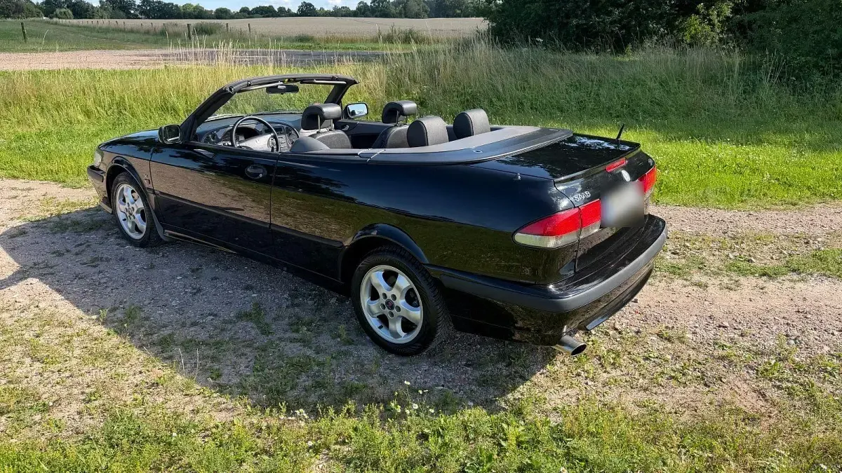 Gebraucht Saab 9-3 150 PS (110 kW) 2022 Schwarz Cabrio