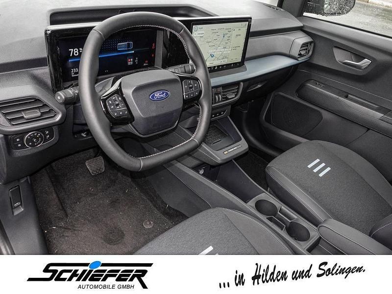 Gebraucht Ford Tourneo Active 100 kW (136 PS) 2025 Grün Van / Kleinbus