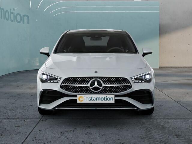Gebraucht Mercedes CLA250e 218 PS (160 kW) 2024 Weiß Limousine
