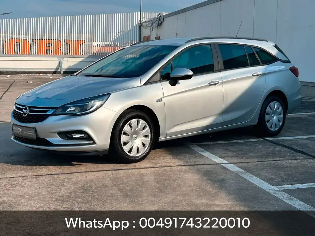 Gebraucht Opel Astra Business 105 PS (77 kW) 2018 Silber Kombi