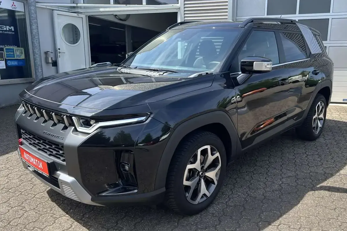Gebraucht KGM Torres 163 PS (119 kW) 2024 Space black SUV