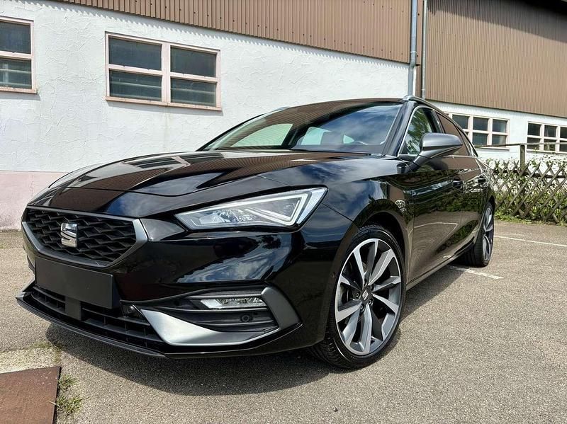 Schwarz Gebraucht 2021 Cupra Leon Kombi | 22.499 € (Superpreis) - Bild 1/4