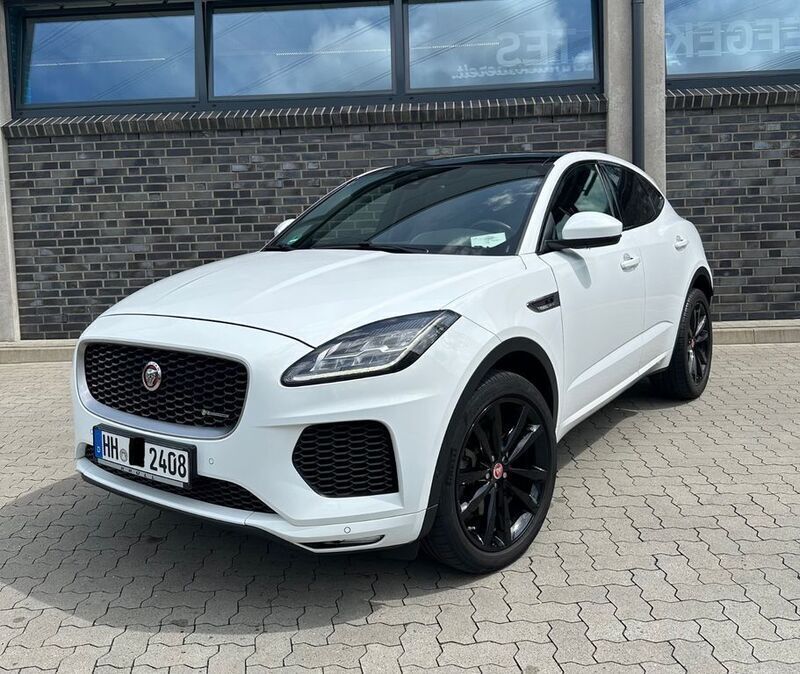 Weiß Gebraucht 2018 Jaguar E-Pace R-Dynamic SUV | 24.450 € (Etwas zu teuer) - Bild 1/4