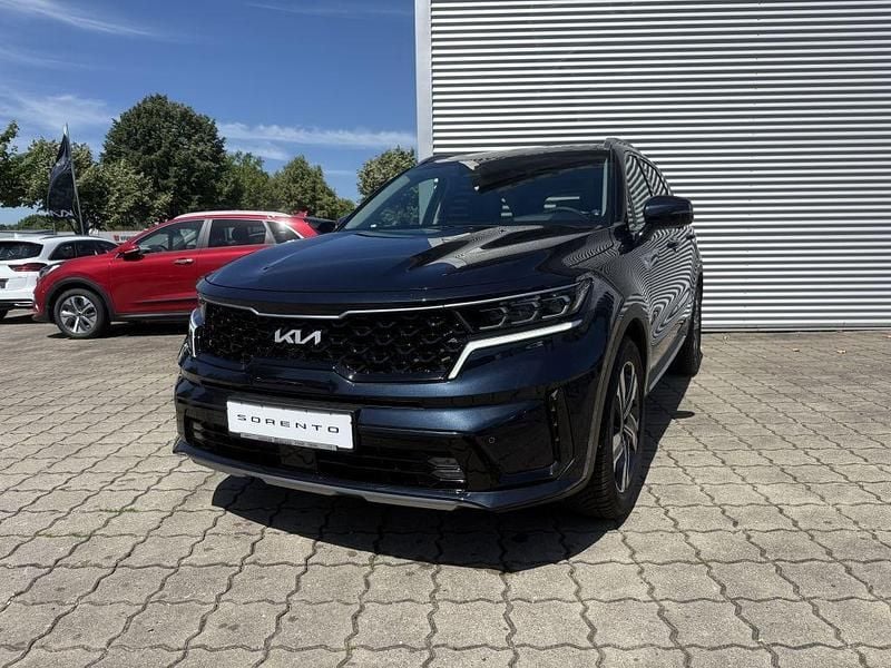 (b4u) gravity blue Neu 2025 Kia Sorento Platinum SUV | 48.850 € (Superpreis) - Bild 1/4