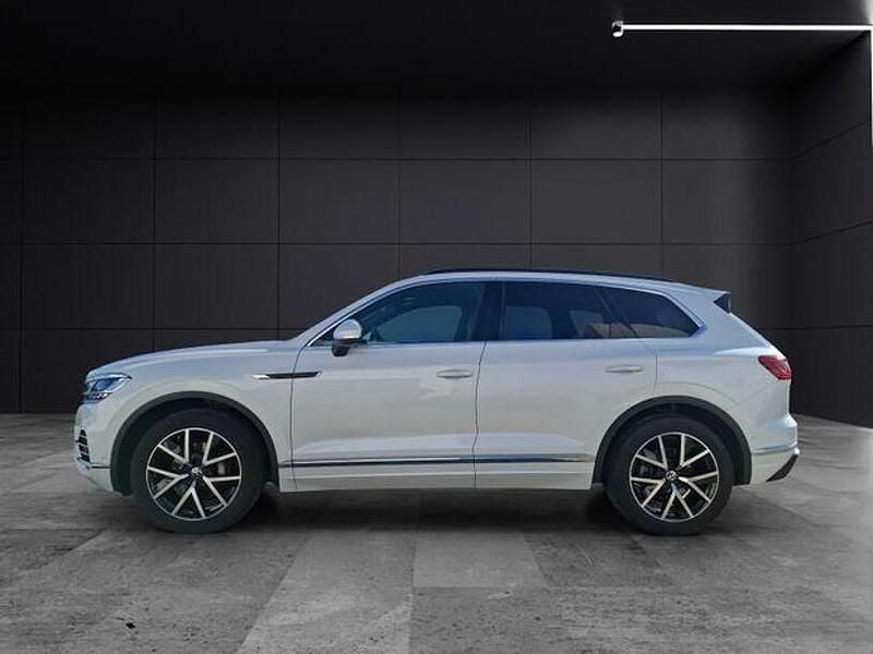 Gebraucht VW Touareg Elegance 286 PS (210 kW) 2023 Weiß SUV