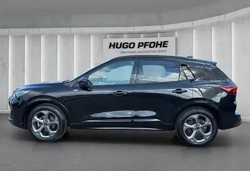 Gebraucht Ford Kuga ST-Line 186 PS (136 kW) 2025 Schwarz SUV